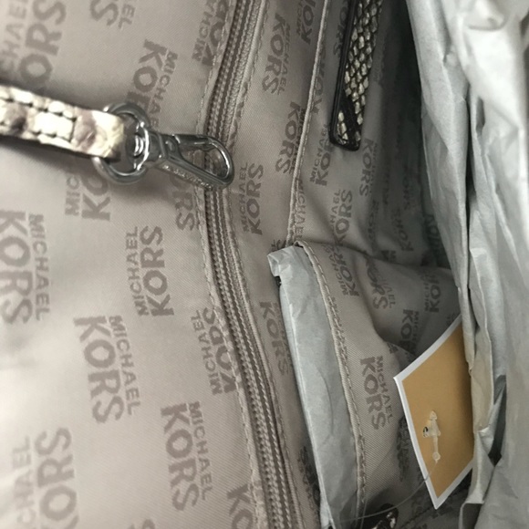 NWT Michael Kors Purse - Picture 4 of 6